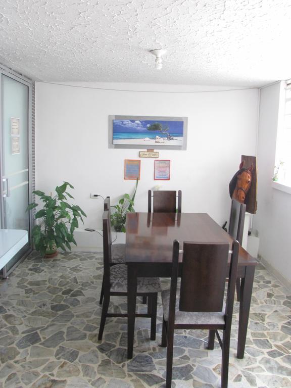 El Cable Hostal มานิซาเลส ภายนอก รูปภาพ